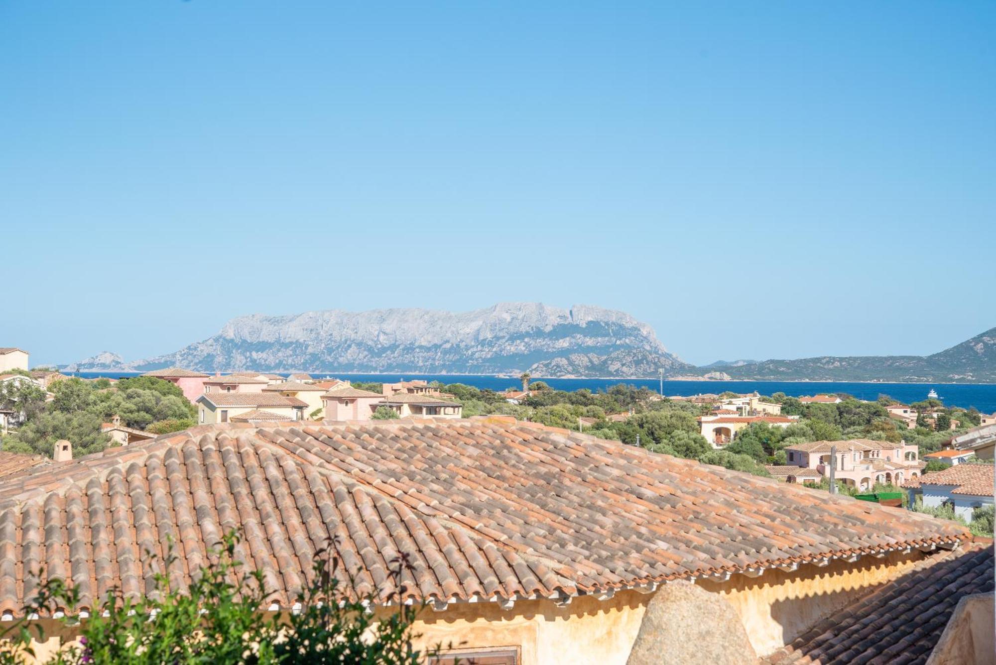 Sardegna Vista Mare E Piscina Olbia Exterior photo
