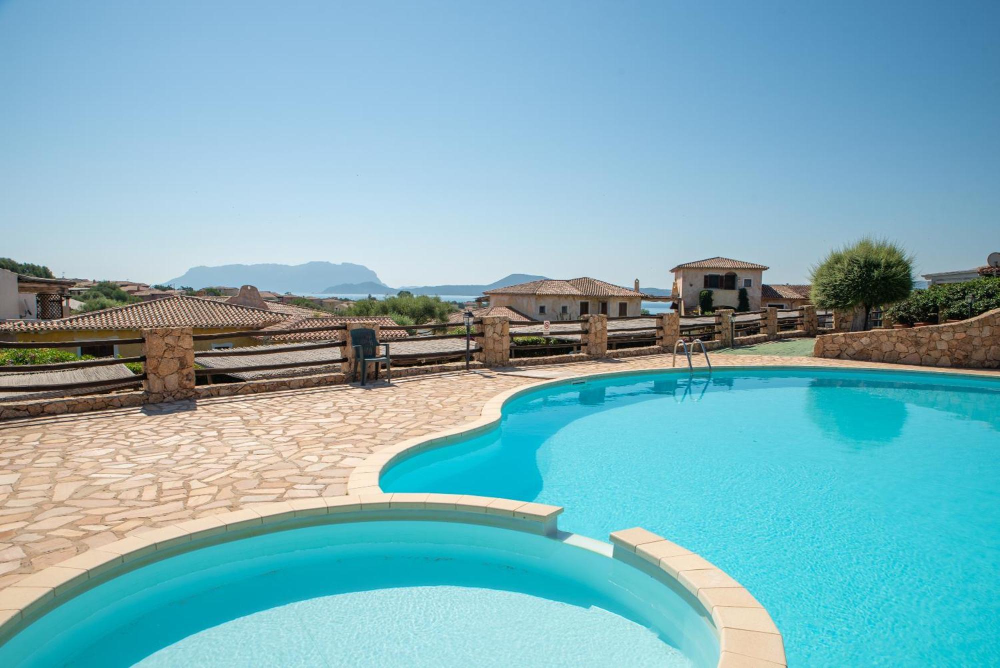Sardegna Vista Mare E Piscina Olbia Exterior photo