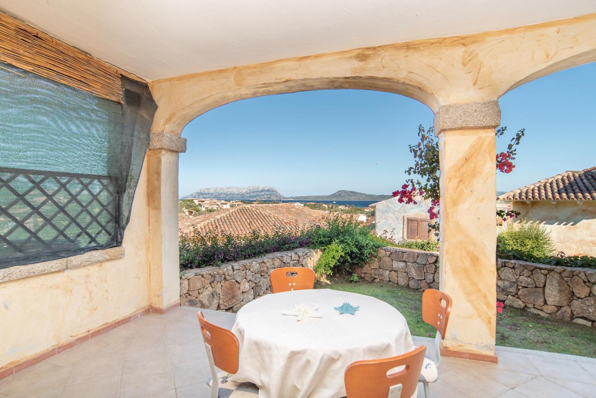 Sardegna Vista Mare E Piscina Olbia Exterior photo