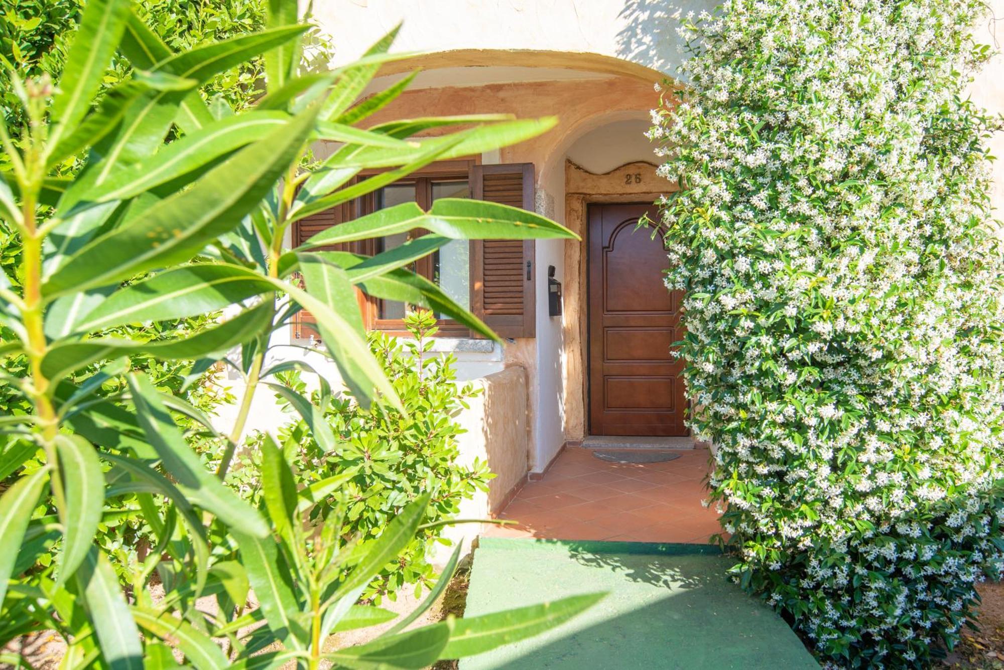 Sardegna Vista Mare E Piscina Olbia Exterior photo